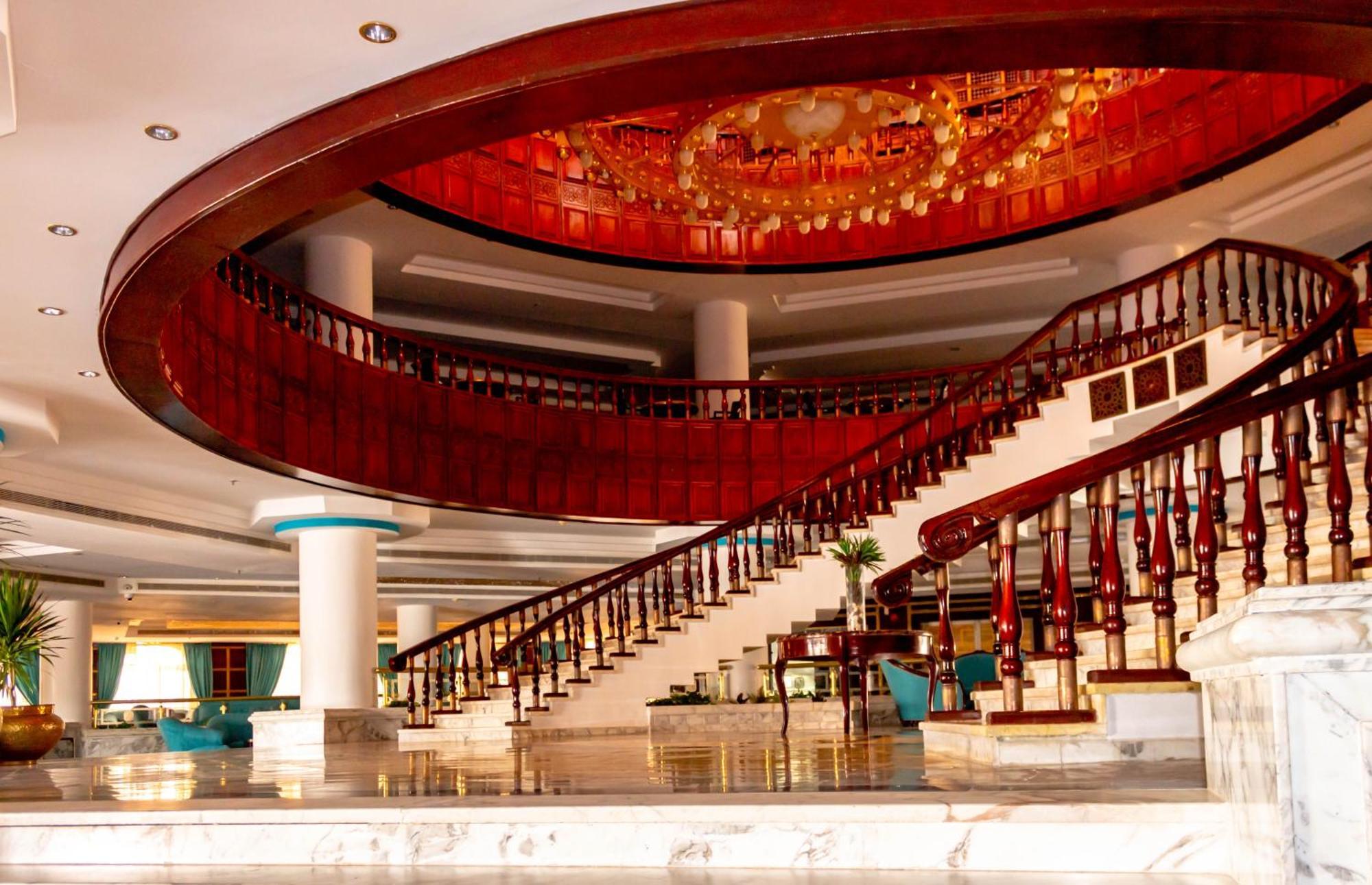 הורגהדה The Palace Beach Hotel מראה חיצוני תמונה